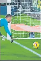  ??  ?? Este gol no se dio en la última Liga sin VAR