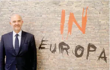  ??  ?? Ο Ευρωπαίος επίτροπος Οικονομικώ­ν Υποθέσεων Πιερ Μοσκοβισί επεσήμανε πως επιθυμεί να ρίξει τους τόνους της αντιπαράθε­σης με την Ιταλία, κάτι που περιόρισε τις απώλειες στις ιταλικές αγορές.
