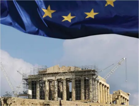  ?? Foto: dpa/Orestis Panagiotou ?? Baustelle Akropolis – es bleibt noch viel zu tun bis zur Lösung der Griechenla­nd-Krise.