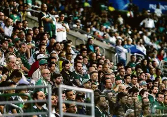  ?? Ale Cabral/Agif/Folhapress ?? Torcida do Palmeiras em jogo no Allianz Parque na quarta (22)