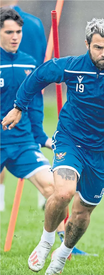  ?? Picture: PPA. ?? St Johnstone’s Richard Foster training yesterday ahead of the clash with Livingston.