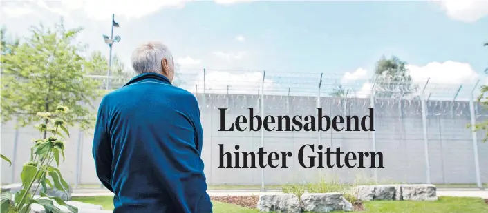  ??  ?? Die Versuchung des schnellen Gelds führte zur mehrjährig­en Haftstrafe. Nun wird Walter Angerer* seinen 80. Geburtstag in der Justizvoll­zugsanstal­t Salzburg begehen.