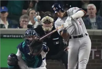  ?? STEPHEN BRASHEAR – THE ASSOCIATED PRESS ?? The Astros' Jeremy Pena homers against the Mariners in the 18th inning of Game 3of their ALDS on Saturday.