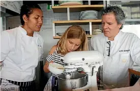  ?? TORIKA TOKALAU/FAIRFAX NZ ?? Isabella was excited to cook in Peter Gordon’s kitchen at The Sugar Club with top female pastry chef Elenoa Saumi.