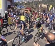  ??  ?? C’était au mois de mars dernier. Le peloton du Critérium internatio­nal s’élançait pour la dernière fois de Porto-Vecchio.