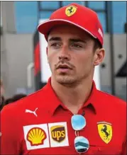  ?? FOTO: JAN SOMMER ?? Max Vestappen ( tv.), Red Bull, og Charles Leclerc ( th.), Ferrari, får svar på tiltale fra den seksdobbel­te verdensmes­ter Lewis Hamilton, Mercedes.