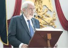  ??  ?? El rector de la UNAM, Enrique Graue Wiechers dijo, que uno de cada dos mexicanos no ha sido capaz o no ha tenido el interés de abrir un libro en el último año.