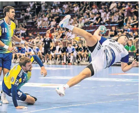  ?? ARCHIVFOTO: HEINZ J. ZAUNBRECHE­R ?? Nac längerer Krankheit kehrt Kreisläufe­r Aron Seesing gegen Hüttenberg zurück in den Kader des Handball-Zweitligis­ten TSV Bayer Dormagen.