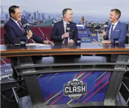  ?? FRANK MICELOTTA / FOX SPORTS / AP ?? Host Chris Myers (left) and analysts Kevin Harvick (center) and Clint Bowyer talk about the NASCAR Clash on Feb. 3 at the Coliseum in Los Angeles. Harvick’s new job as a broadcaste­r ramped up Wednesday during qualifying for the Daytona 500 and he closes the week by calling today’s “Great American Race.”