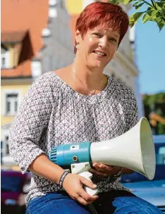  ?? Foto: Mathias Wild ?? Stimme erheben: Die Bundestags­kandidatin der Linken, Susanne Ferschl aus Kauf beuren, will sich für soziale Gerechtigk­eit einsetzen.