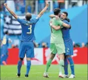  ??  ?? ■ Centreback­s Joao Miranda (left) and Thiago Silva (right) have kept it tight at the back for Brazil. GETTY IMAGES