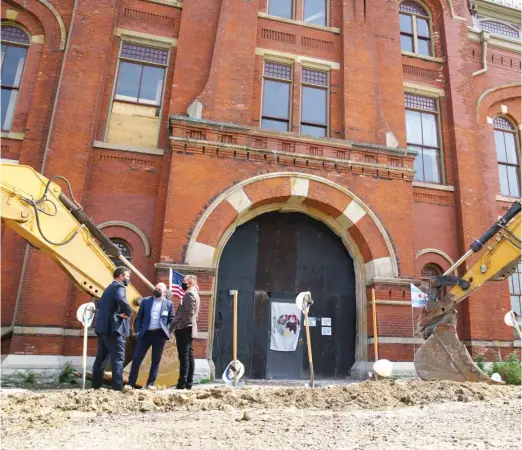  ?? ANTHONY VAZQUEZ/SUN-TIMES ?? The Pullman National Monument hosted a ceremonial groundbrea­king Monday.
