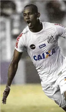  ?? Marco Galvão /Fotoarena/Folhapress ?? O atacante Copete comemora gol marcado na Vila Belmiro BRASILEIRO