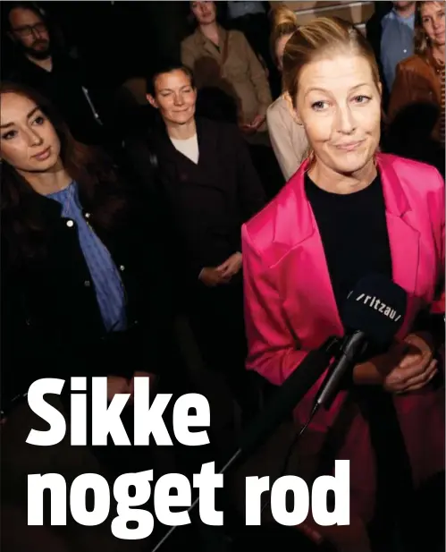  ?? FOTO: EMIL AGERSKOV ?? De radikale satte i den grad dagsorden i dansk politik i denne uge, da Mortens Østergaard trak sig efter en ti år gammel krænkelse. Det banede vej for Sofie Carsten Nielsen som ny leder.