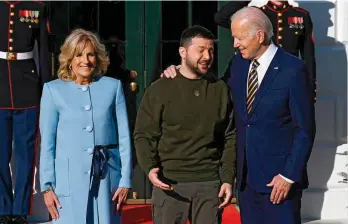  ?? AFP ?? US President Joe Biden and First Lady Jill Biden welcome Ukraine’s President Volodymyr ■ Zelensky on the South Lawn of the White House, in Washington DC yesterday.