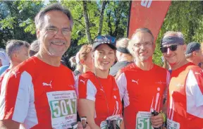  ?? FOTO:PM PM ?? Leibinger-Walker beim Tuttlinger Laufenvent Run&Fun 2019. Weil solche Sportmögli­chkeiten aktuell ausfallen, hat Leibinger eine Schritte-Challenge zugunsten von Phönix ausgerufen.