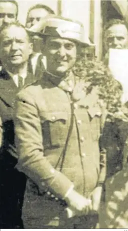  ?? E.S. ?? El teniente Odón Ojanguren Alonso en San Roque (1935).