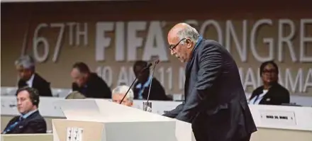  ?? AP PIC ?? Palestinia­n federation chief Jibril Rajoub speaks during the Fifa Congress on Thursday.
