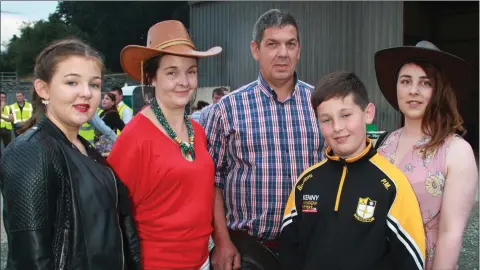  ??  ?? Having a good time at the Ballamon Bull Fest barn dance and barbecue at Murphy’s farmyard in support of Kilrush Askamore GAA Club and St. Patrick’s Special School were the Murphy family: Lizzie, Amanda, Harry, Piaras and Alannah.