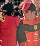  ?? AFP ?? Coppia Carlos Sainz (di spalle) con Charles Leclerc