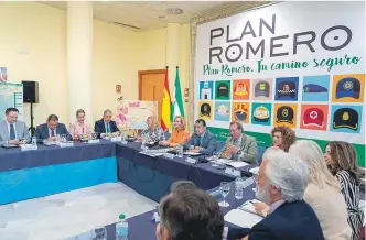  ?? JUNTA ?? El consejero Antonio Sanz presidió ayer la reunión del Comité Asesor del Plan Romero 2023.