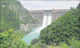  ?? HT FILE ?? The latest reservoir level at Pong Dam and Bhakhra Dam is 1,382ft and 1,672ft, respective­ly.