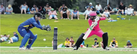  ?? PHOTO: STEPHEN JAQUIERY ?? Gliding on . . . Northern Spirits opener Katie Gurrey guides the ball past Otago Sparks wicketkeep­er Katey Martin during their twenty20 match at Molyneux Park in Alexandra yesterday.