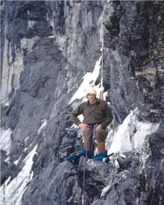  ?? ?? John Roskelley au Bivouac de la Mort dans la face nord de l’Eiger, 1974.