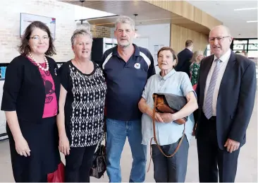  ??  ?? Guest speaker at Friday’s commemorat­ive service was Jindivick resident and former mayor Ruth McGowan (left). She is pictured with Lorraine Box of Labertouch­e, Mal Evans and Elle Langdon of Drouin West and Member for Narracan Gary Blackwood.
