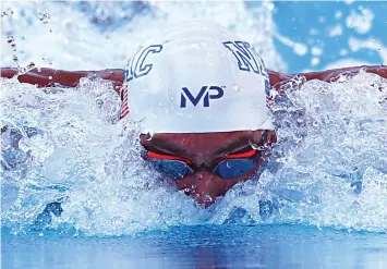  ?? AGENCE FRANCE PRESSE ?? Michael Phelps competes in the Mens 100 LC Meter Butterfly final during the 2015 Phillips 66 National Championsh­ips at the Northside Swim Center in San Antonio, Texas.