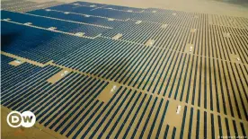  ??  ?? Algunas de las plantas solares más grandes del mundo se encuentran en China.