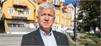  ?? FOTO: TORE MEEK, NTB SCANPIX ?? – Det er ingen som snakker om annet enn ulykken, forteller Kragerø-ordfører Jone Blikra.