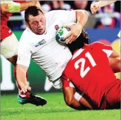  ?? AFP ?? England’s Steve Thompson (left) vies with Georgia’s Givi Berishvili during the 2011 Rugby World Cup pool B match England vs Georgia at Otago Stadium in Dunedin on September 18, 2011.