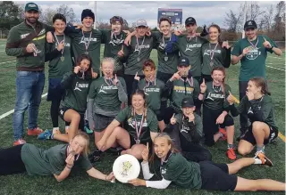  ?? SUBMITTED PHOTO ?? The Adam Scott Lions Ultimate Frisbee team won the COSSA championsh­ip and placed sixth in the first ever OFSAA championsh­ip in Oakville on Friday. Team members include front, from left, Phoebe Thomson, Lily Russell. Second row, from left, Sadie Dove, Mitchell Fortin. Third row, from left, Sonya Svichtchev­a, Katie Miske, Emmett Rahiri, Solomon Kightley, Asha Hall-Smitt, Naomi McGuiness-Prowse. Back, from left, Glen MacVichie, Ben Stabler, Lewis Barnfather, Cameron Ginter, Isaac Fortin, Tag Krotz, Isaiah Kightley, Devon Kight, Dam Redhead.