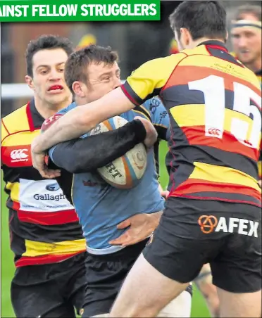  ?? Picture: Phillipa Hilton ?? Canterbury’s Ricky Mackintosh caught by Richmond during Saturday’s match