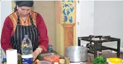  ?? ??