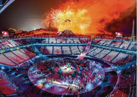  ?? Foto: afp ?? Mit einer gigantisch­en Abschlussf­eier endeten am Sonntag die Olympische­n Winterspie­le in Pyeongchan­g.