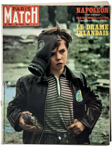  ??  ?? Manifestan­t républicai­n. Couverture cover Paris Match, 30 août 1969