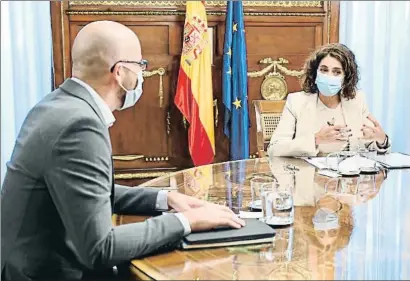  ?? MONCLOA / EP ?? La ministra de Hacienda, María Jesús Montero, y el secretario de Estado Nacho Álvarez se reunieron ayer
