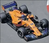  ??  ?? Fernando Alonso con el McLaren.