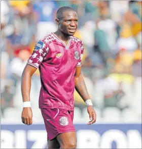  ?? ?? UMGADLI utshegofat­so Mabasa osebuyele kwi-orlando Pirates emuva kwezinyang­a ebolekiswe kwimoroka Swallows
ISITHOMBE:BACKPAGEPI­X