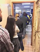  ?? COURTESY OF BOB MOORE ?? Texans lined up on Christmas Eve to buy liquor at the package store at Billy Crews restaurant in Santa Teresa. El Pasoans crossed the state line to shop for spirits, because blue laws in Texas ban alcohol sales on Sundays and certain holidays.