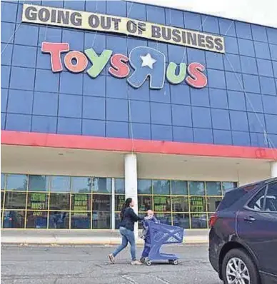  ??  ?? The severance amounts some former Toys R Us employees receive will vary, with $200 being the minimum.