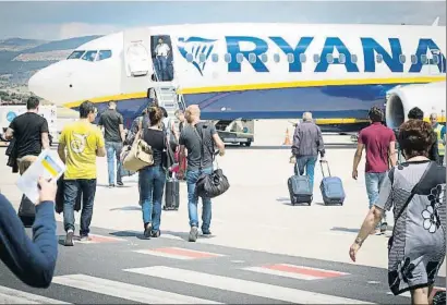  ?? JANNHUIZEN­GA / GETTY IMAGES ?? Ryanair rechaza concretar los vuelos afectados en El Prat por la huelga de la próxima semana