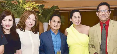  ??  ?? Melba Solidum, Small Laude, Fr. Didoy Abano, Cristalle Belo-Pitt, Dr. Tots Aguila