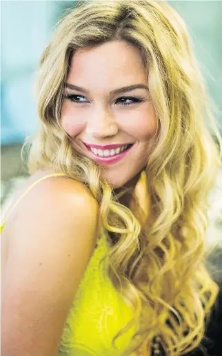  ?? ERNEST DOROSZUK/TORONTO SUN/POSTMEDIA NETWORK ?? British recording artist Joss Stone plays on June 25.