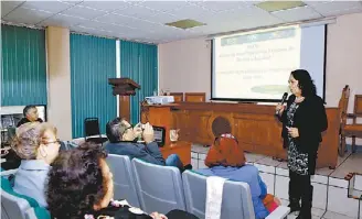  ??  ?? Graciela Vélez Bautista destacó el ingreso de académicas al SNI.