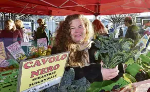  ?? PHOTO: GREGOR RICHARDSON ?? Amy Melchior enjoys a look around the Otago Farmers Market on Saturday.