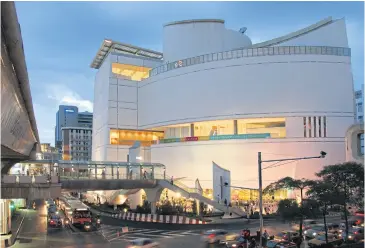  ??  ?? The centre welcomed 300,000 people in 2008 and 1.7 million last year, thanks to the introducti­on of a range of cultural activities. Now Bangkok governor Aswin Kwanmuang wants to reclaim management of the facility.