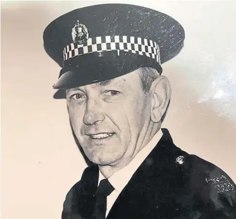  ??  ?? INDEPENDEN­T: Former police officer Adam Berwick was the oldest member of the Retired Police Officers’ Associatio­n when he died at the age of 98.